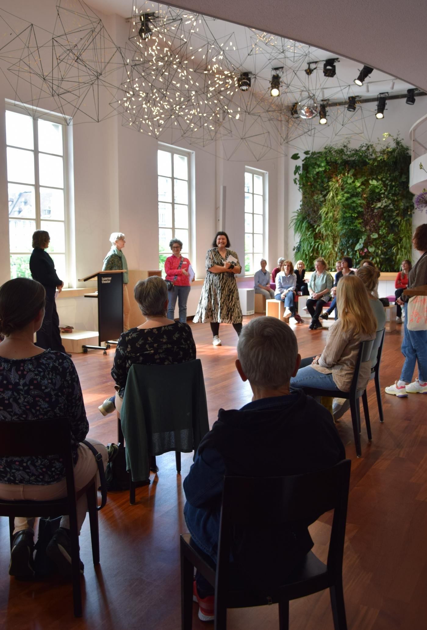 Kulturbeauftragte zu Gast im Luzerner Theater