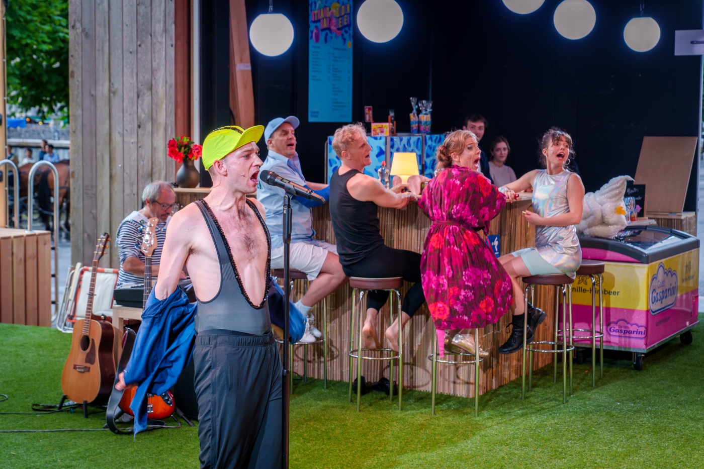 «baden gehen», Luzerner Theater, Foto: Ingo Hoehn