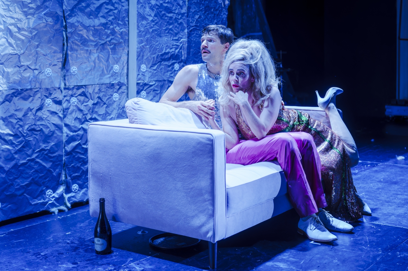 Biedermann und die Brandstifter, Luzerner Theater, Foto: Ingo Hoehn