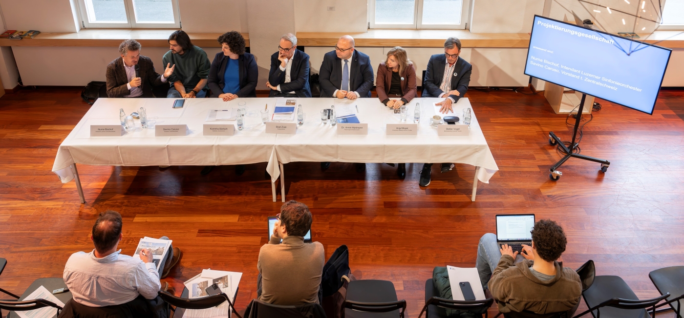 Pressekonferenz, Luzerner Theater