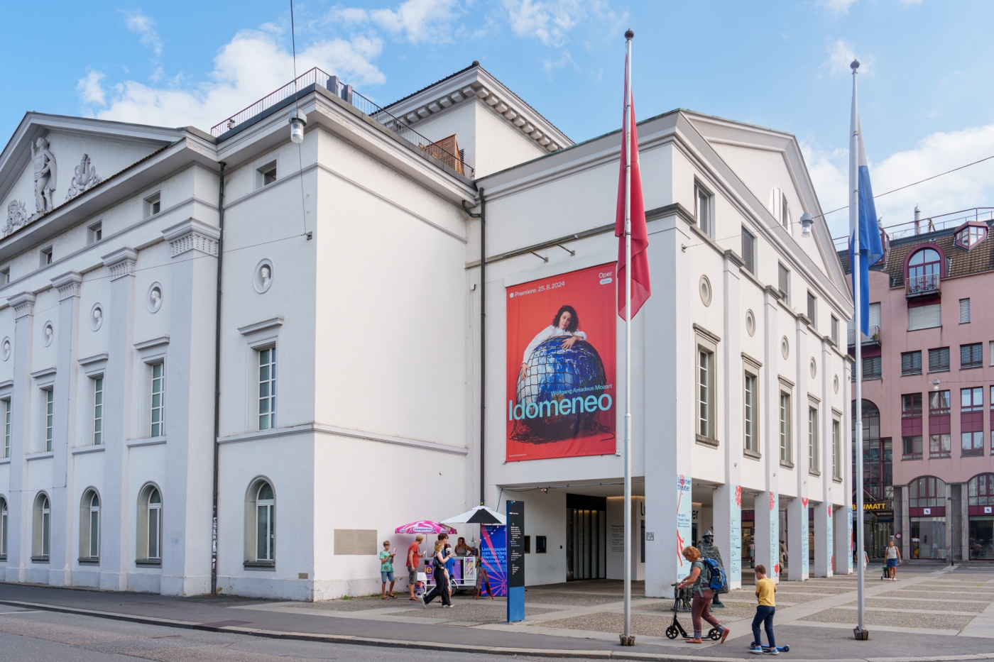 Luzerner Theater 2024 Reussseite