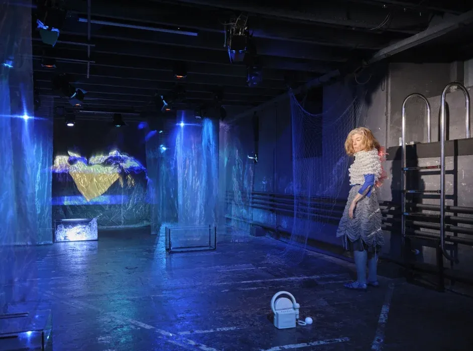 Nachtschicht, Zurück ins Wasser, Foto: Emanuel Ammon