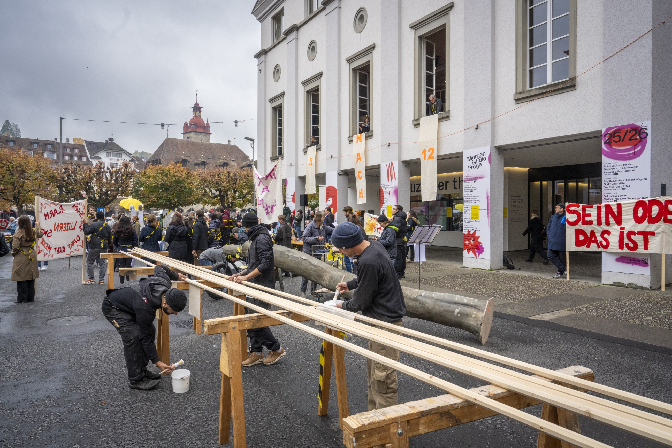 Luzerner Theater_Aktion 5 nach 12_Foto Ingo Hoehn_1 (19)