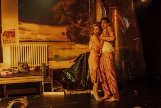 Luzerner Theater_Biedermann und die Brandstifter_Amélie Hug_Bastian Inglin_Foto Ingo Hoehn