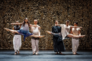 Die Lieben der Berenice_Pei-Chen Tsai_Grazia Scarpato_TanzLuzern_Opernensemble_Foto_Ingo Hoehn