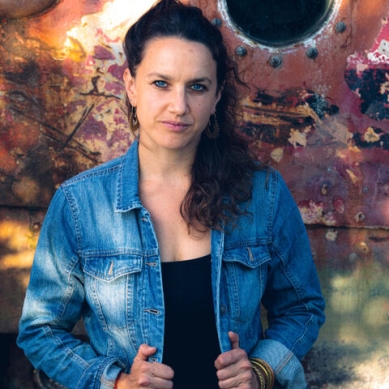 Newa Grawit, Luzerner Theater